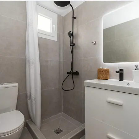 ο κηποσ τησ εδεμ 아파트 토로니